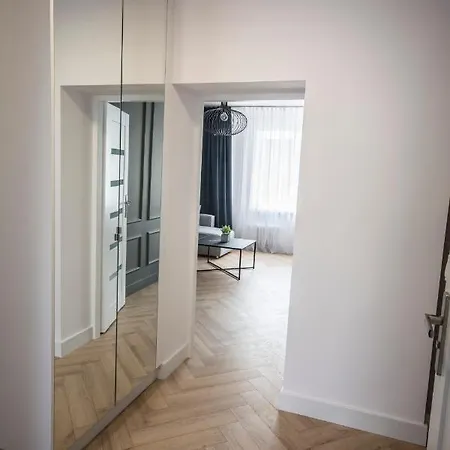 Superior Raclawickie Faktura Vat アパート ルブリン